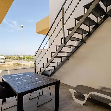 New With Private Pool Vila